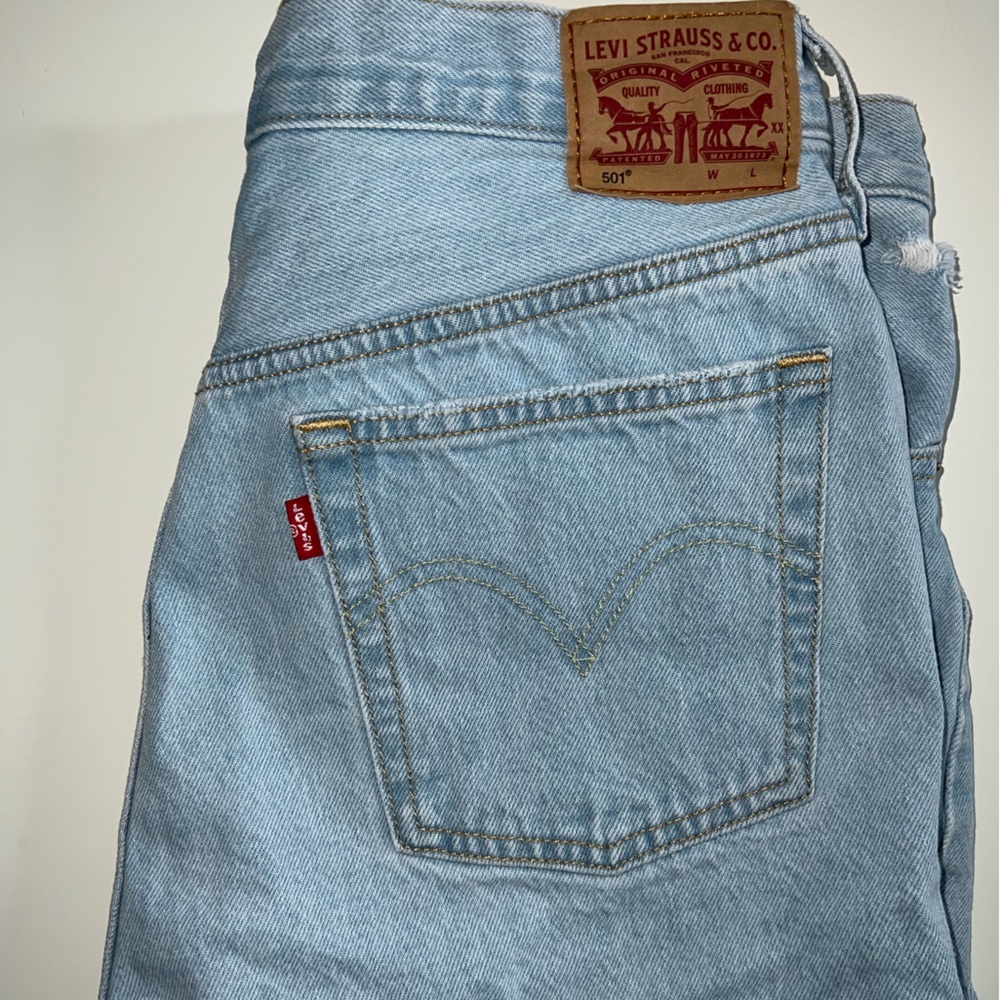 Levi shorts